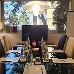 Garden Michelangelo Hotel 4*