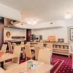 Garden Michelangelo 4* Mestre